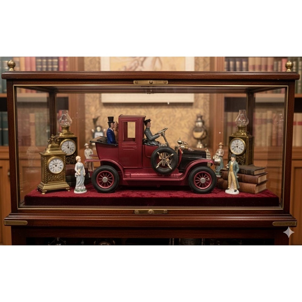 Vintage Packard Landaulet Die Cast Model 1912 Battery Operated Works Great 9x6x4